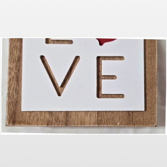 New LOVE Wood Block Box Sign 2-Dimensional Home Décor Red Wine - Picture 6 of 15